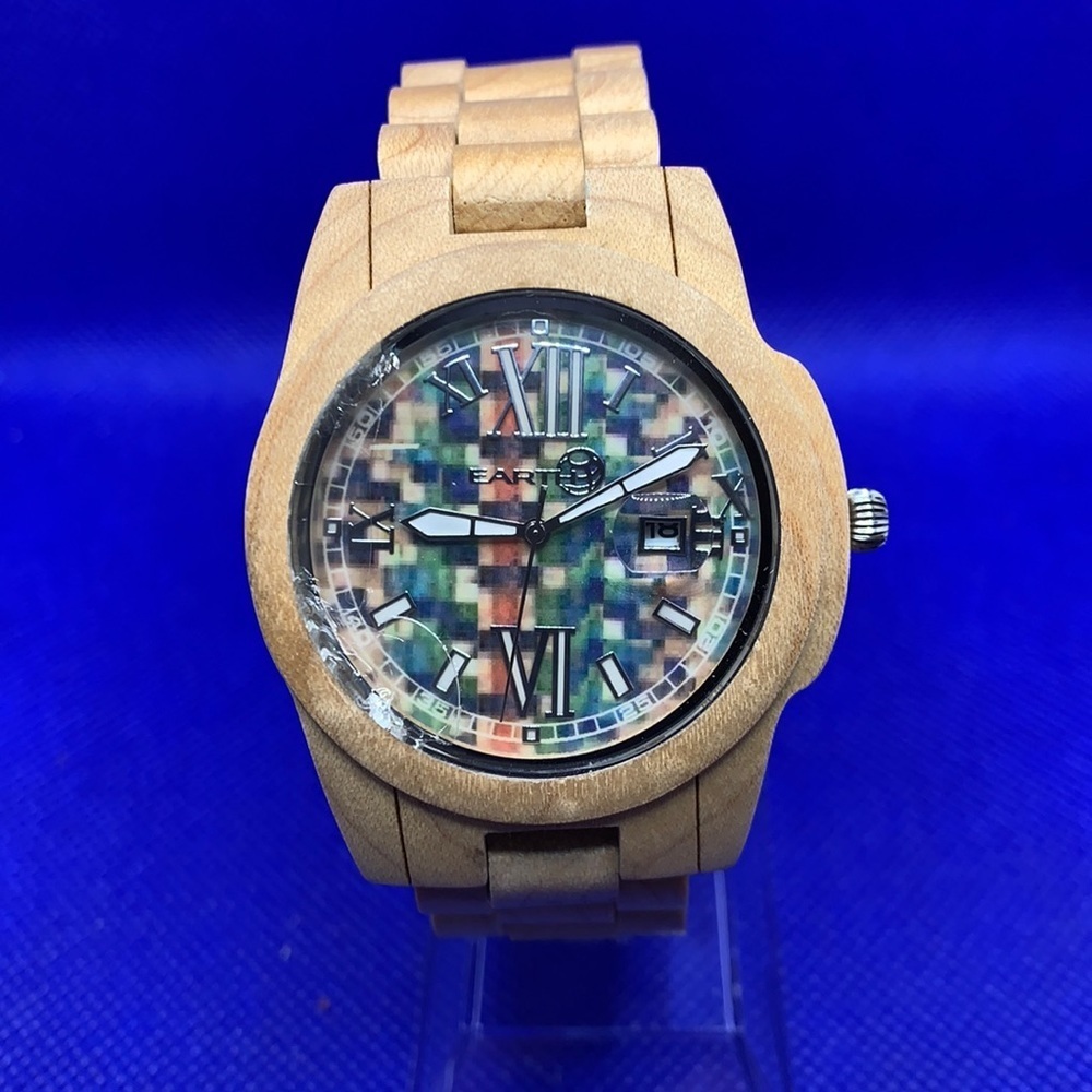 Earth all wood watch - never worn